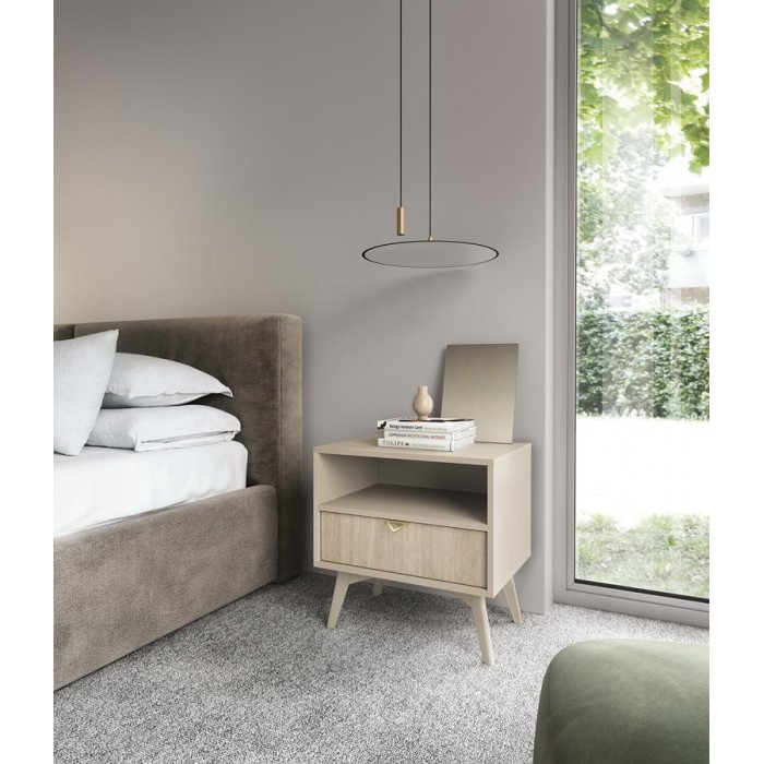 Nachttisch mit Goldgriffe FIRR Sandbeige + Herringbone skandi
