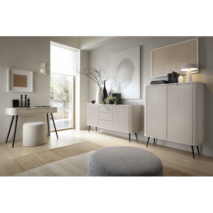 Dreitüriger RTV-Schrank auf schwarzen Beinen ZOVA Cashmere Beige