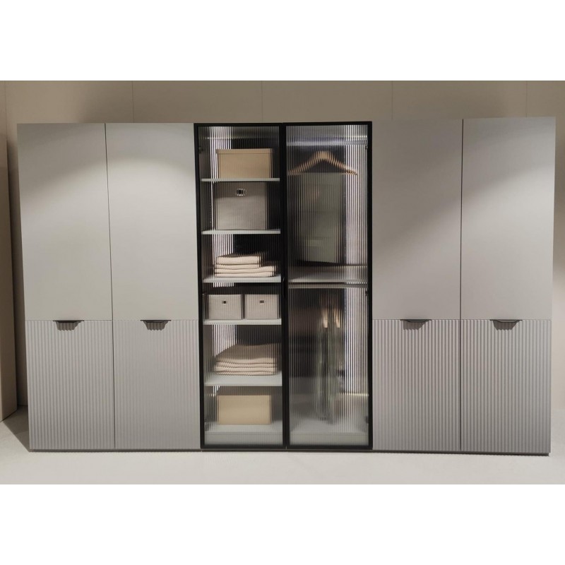 Grauer SANDBOX NOVA Drehbarer geriffelter Kleiderschrank mit 100cm Stange 6/9