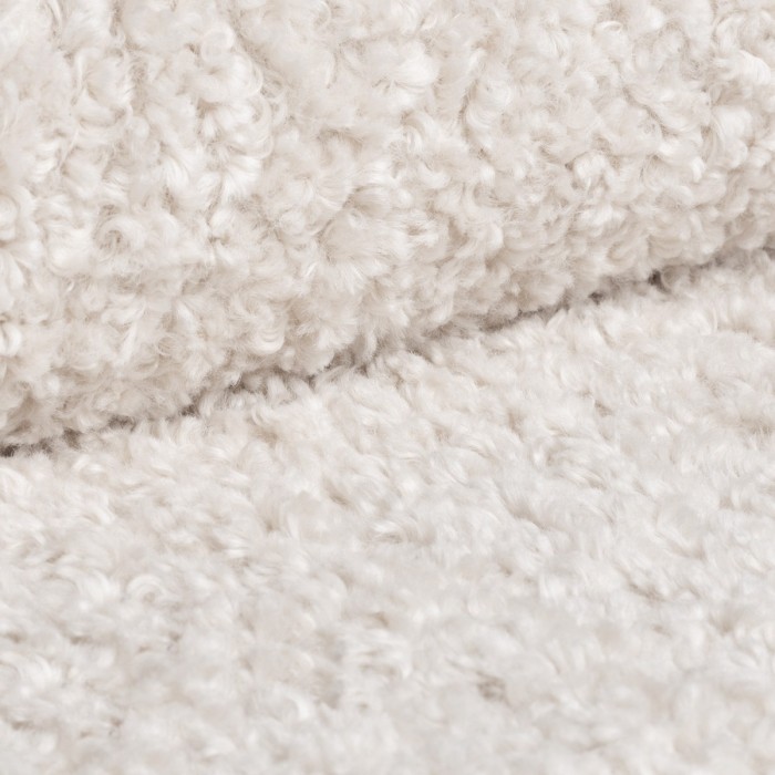 Weißer TEDDY-Lammfell-Sessel für das Wohnzimmer