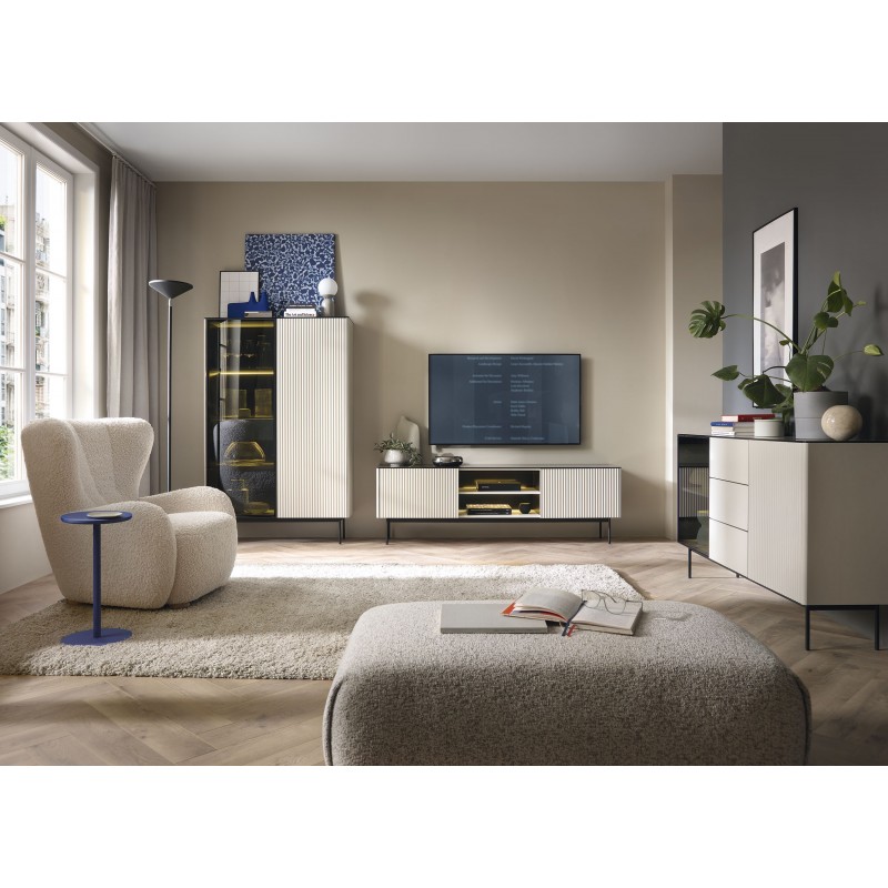 Zweitürige verglaste Kommode RITA mit gefräster Kaschmirfront und LED-Beleuchtung 6/9