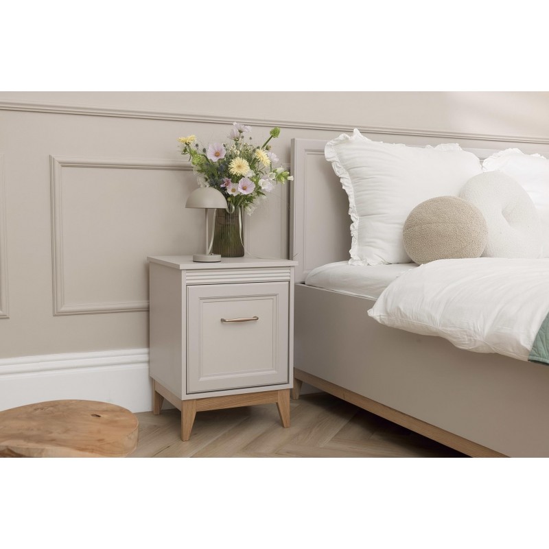 Bett WINDSOR in einem geschmackvollen Kaschmir-Ton, ideal für klassische Schlafzimmer 4/9