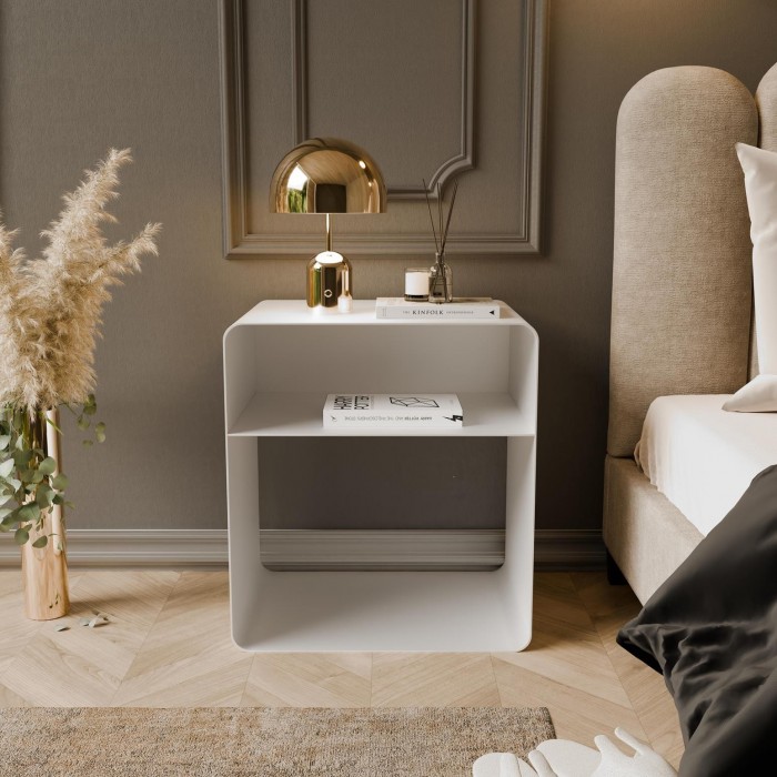 Moderner weißer Nachttisch AURA mit Ablage für minimalistische Innenräume